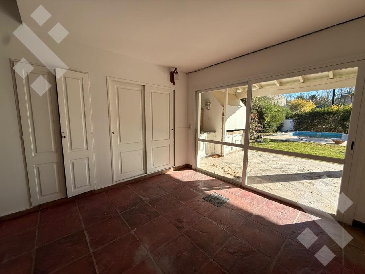For Sale: 3-Bedroom House - Rincón Country Club, Neuquén