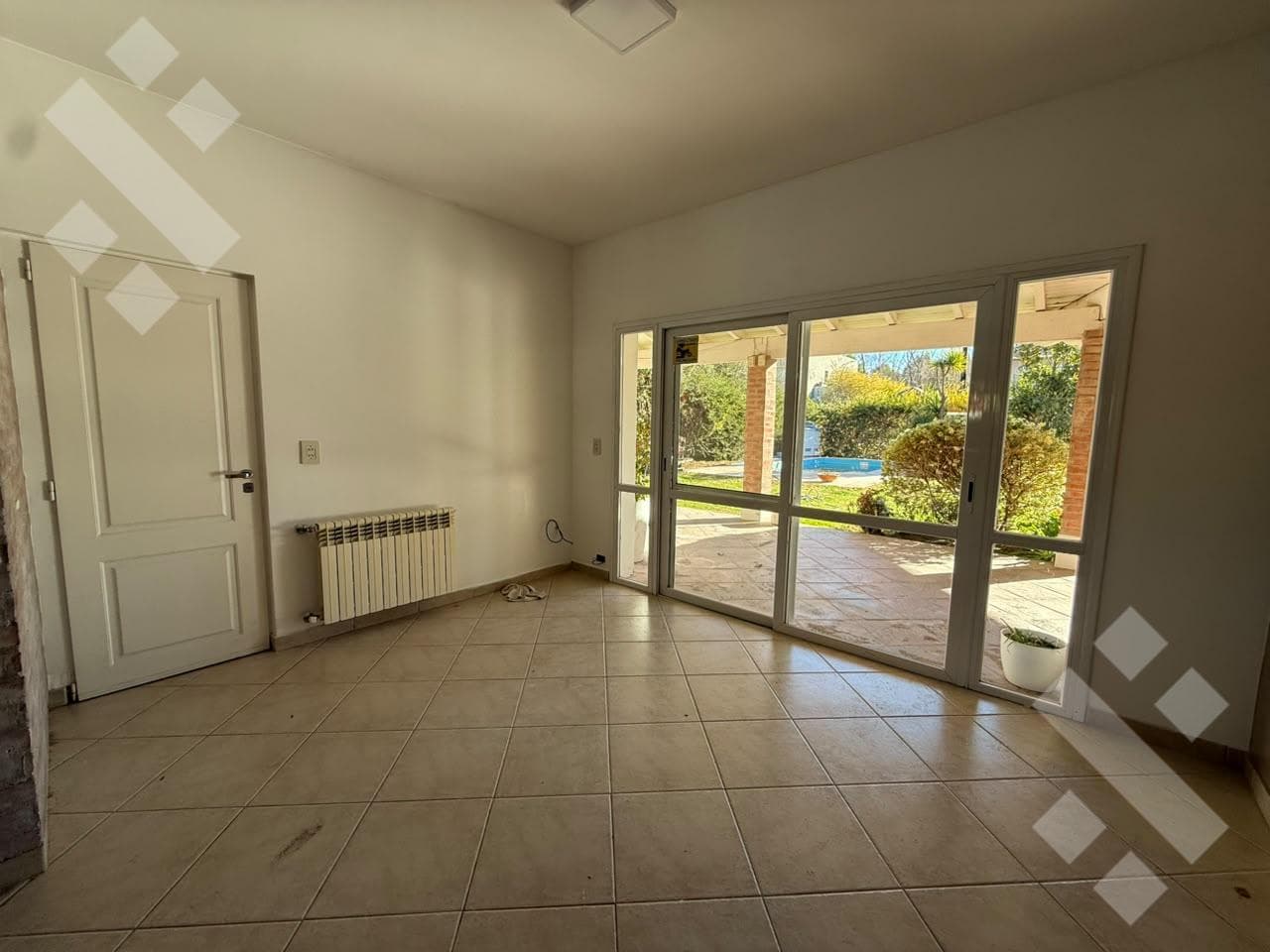 For Sale: 3-Bedroom House - Rincón Country Club, Neuquén