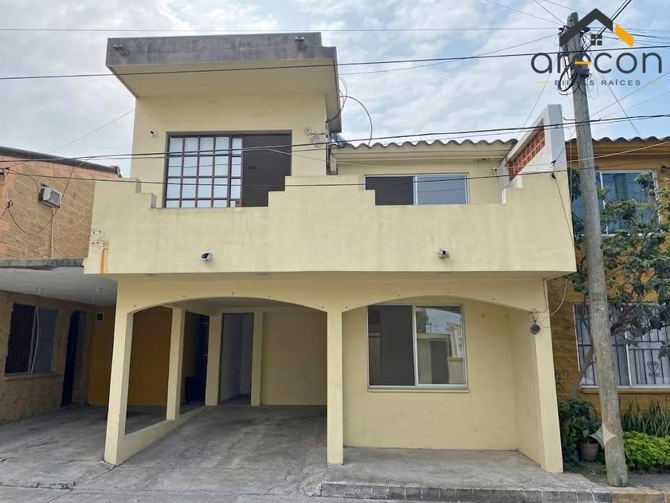 4-Bedroom House for Sale in Vista Bella, Tampico