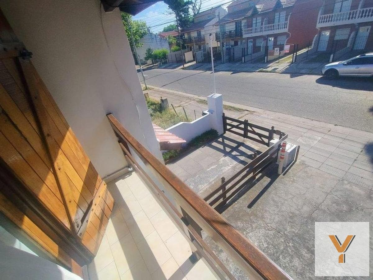 House for Sale - 2 Bedrooms, 1 Bathroom - 70 m - Mar Del Tuyu