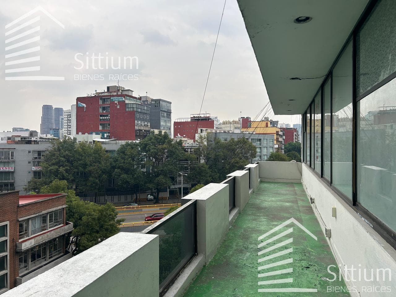 Office for Rent - Rio Elba - 28 m² - 6th Floor - Balcony