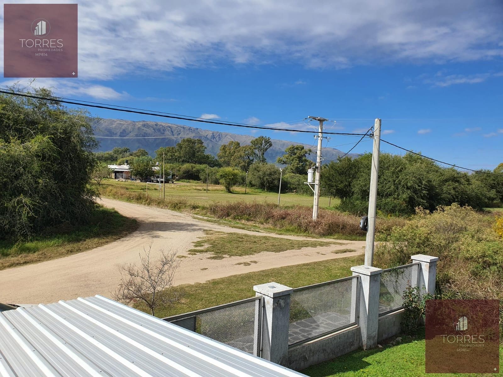 HOUSE FOR SALE IN MERLO, SAN LUIS
