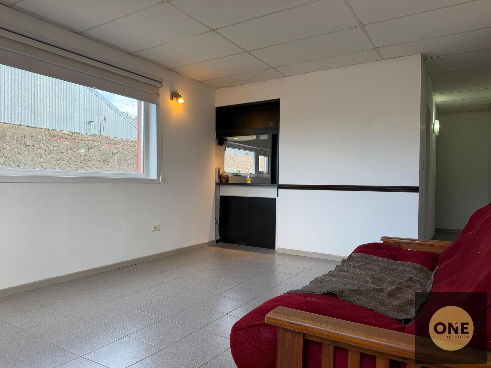 HOUSE FOR SALE: 3 ROOMS WITH A YARD