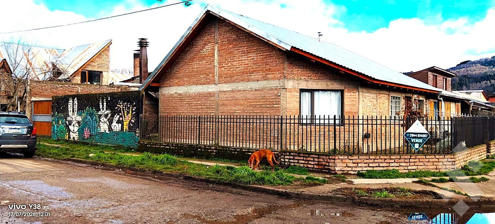 2-Bedroom House for Sale - MORTGAGE ELIGIBLE - Las Rosas Neighborhood - San Martín de los Andes, San Martín