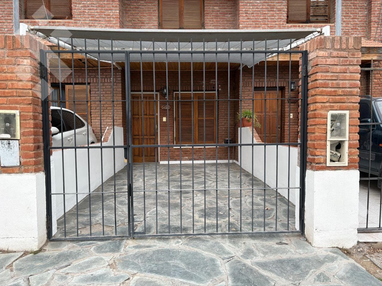 1-Bedroom Penthouse for Rent in the Santa Genoveva Neighborhood