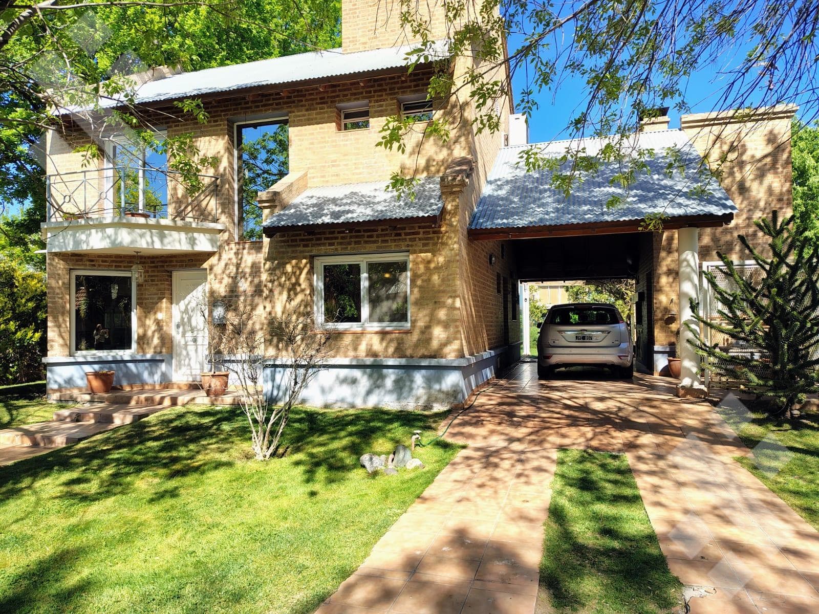 For Sale | 3-Bedroom House | Rincón Club de Campo Neighborhood | Neuquén
