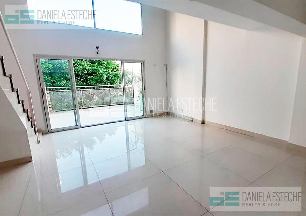 Very bright duplex apartment