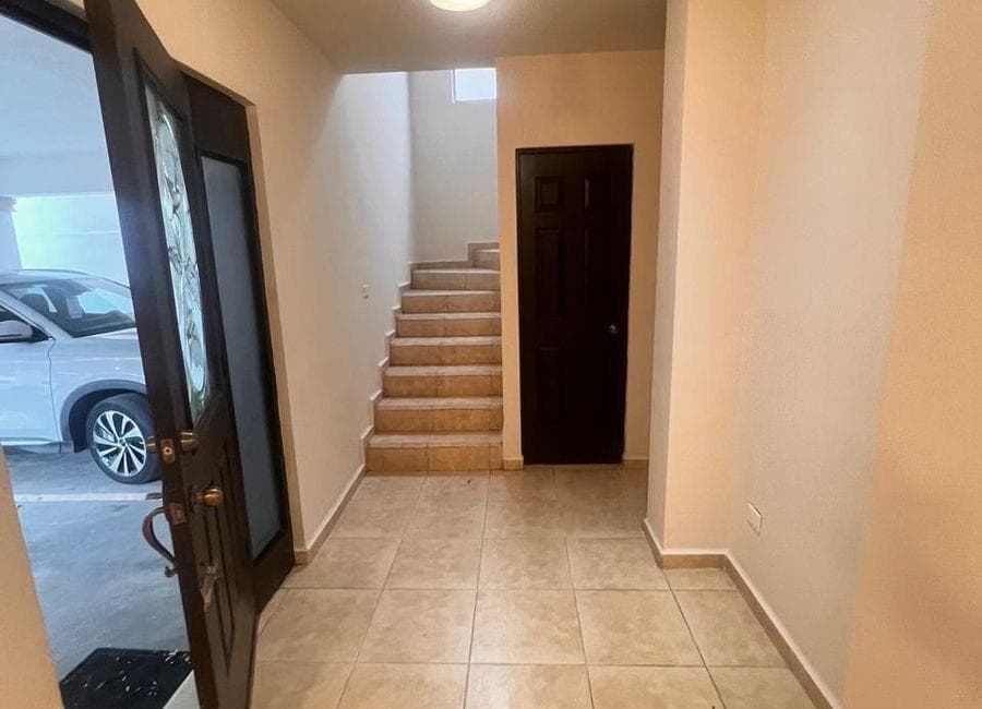House for Rent in a Subdivision in Canterías