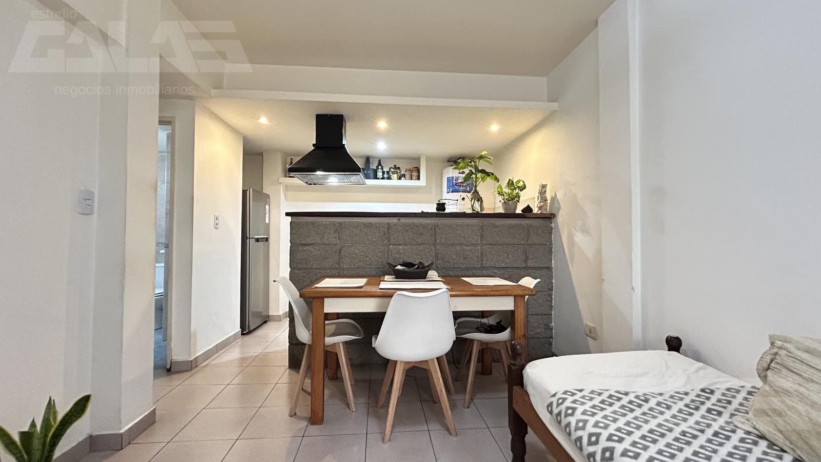 APARTMENT | 2 ROOMS | QUALIFIES FOR MORTGAGE | COMPLEX | SEMI-BUILT-IN KITCHEN | MORÓN