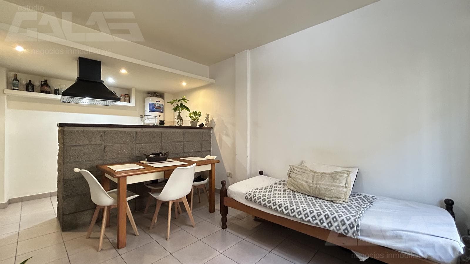 APARTMENT | 2 ROOMS | QUALIFIES FOR MORTGAGE | COMPLEX | SEMI-BUILT-IN KITCHEN | MORÓN