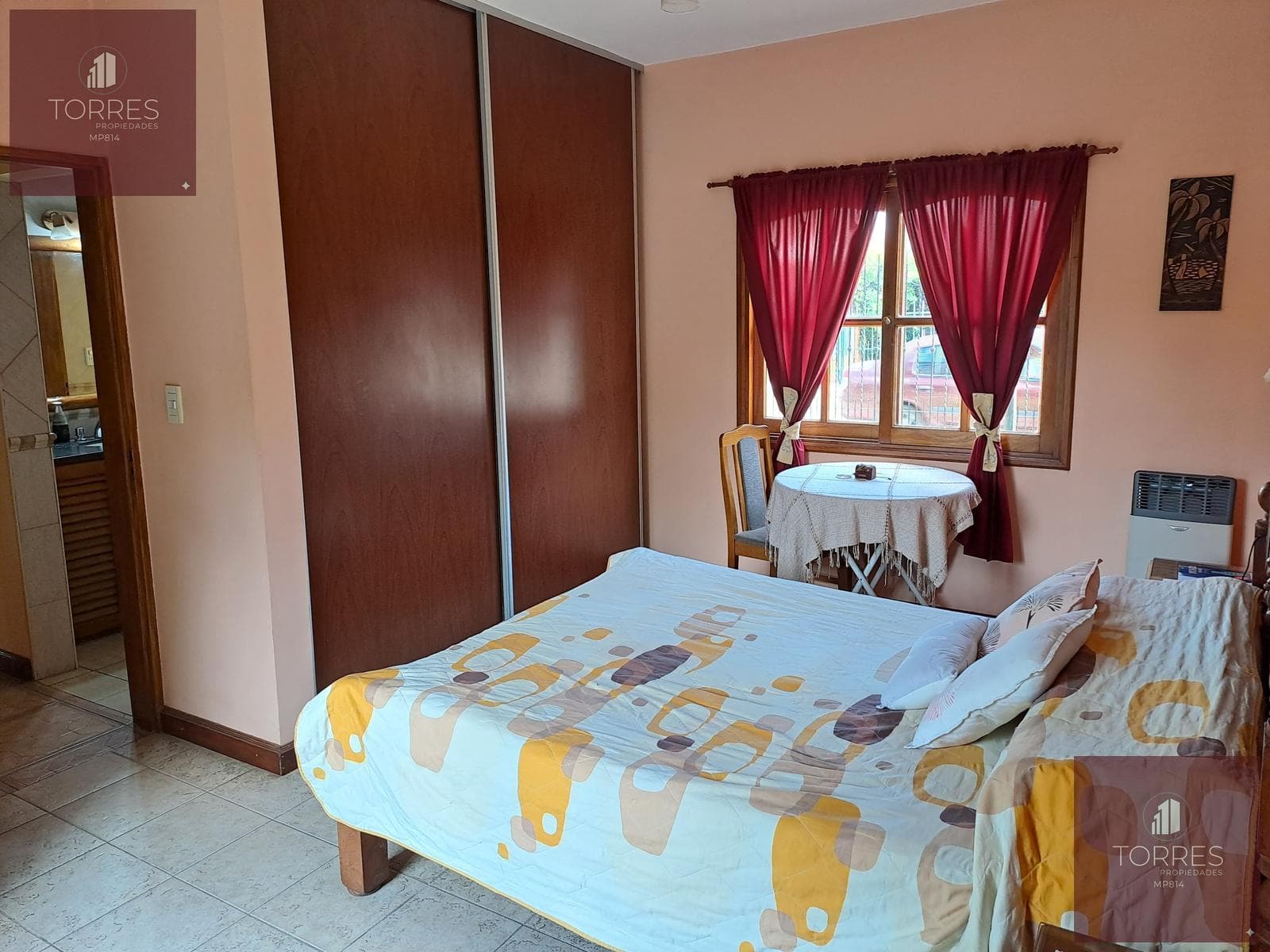 FOR SALE: HOUSE AND COMMERCIAL SPACE IN CENTRAL MERLO, SAN LUIS—3 BEDROOMS