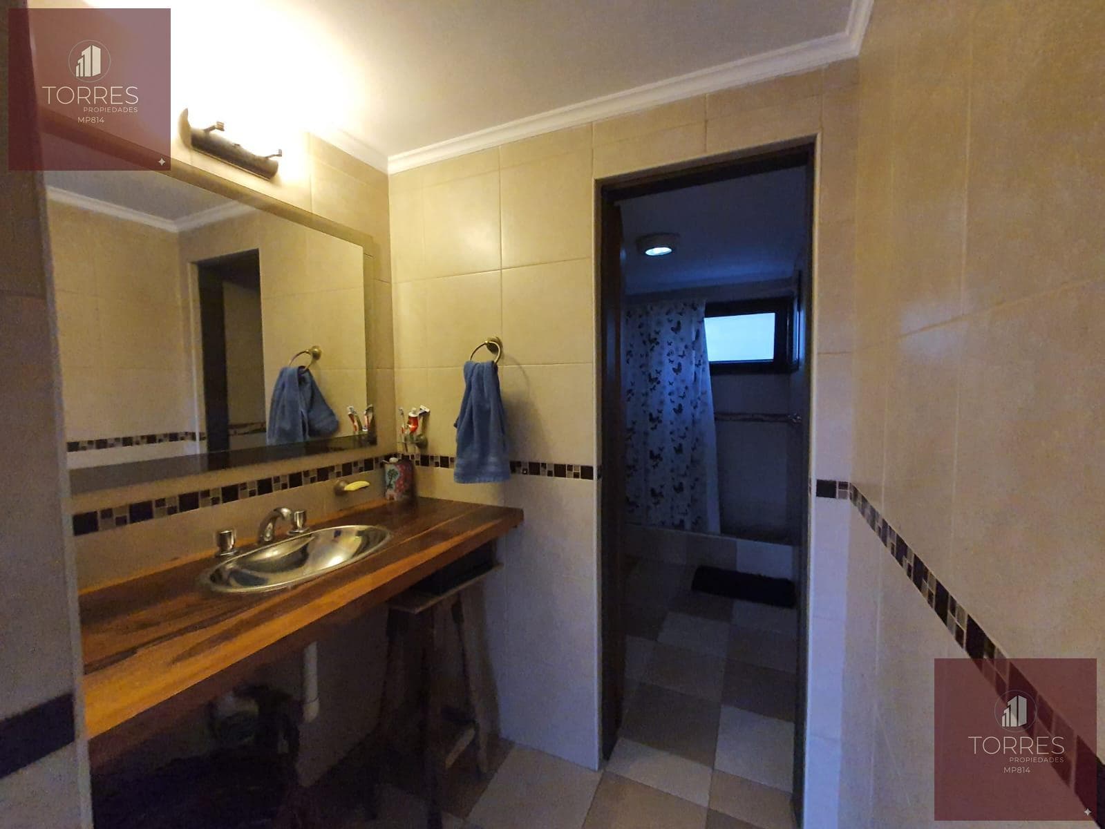 FOR SALE: HOUSE AND COMMERCIAL SPACE IN CENTRAL MERLO, SAN LUIS—3 BEDROOMS