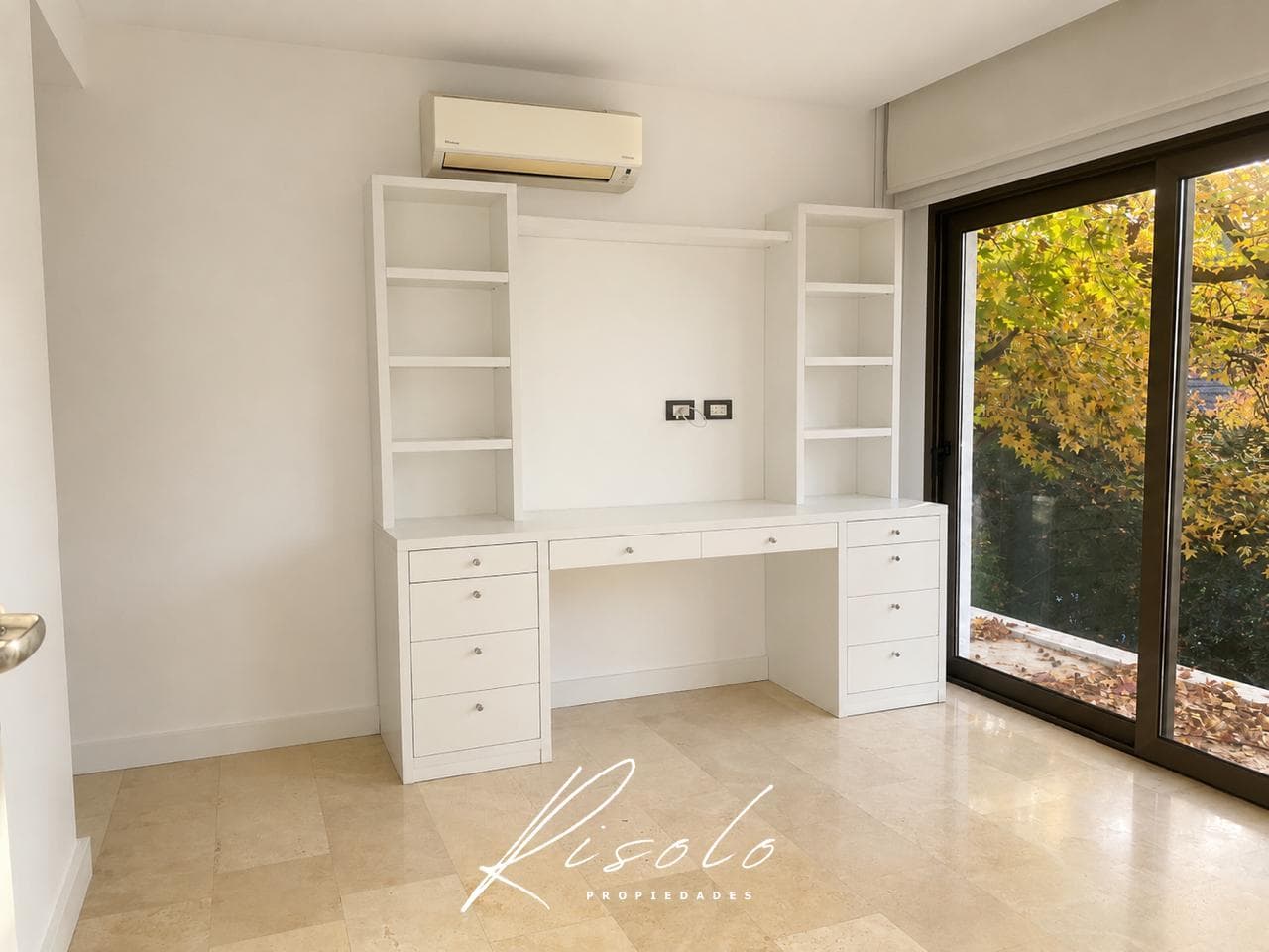 El Barranco - Exclusive Designer Home, Lake, and Nature Just 400 Meters from the Pan-American Highway