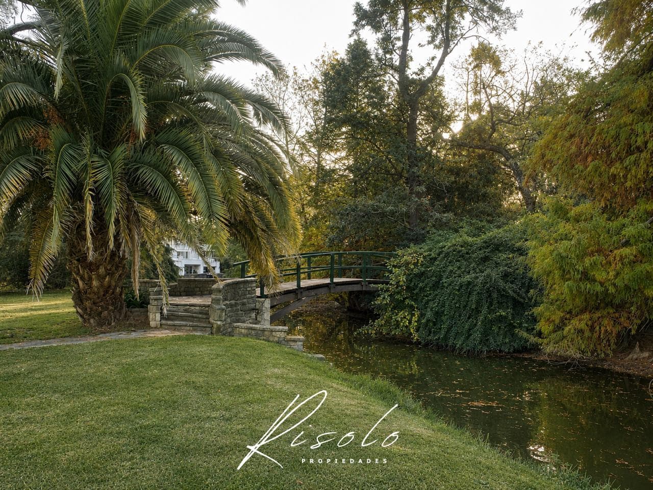 El Barranco - Exclusive Designer Home, Lake, and Nature Just 400 Meters from the Pan-American Highway