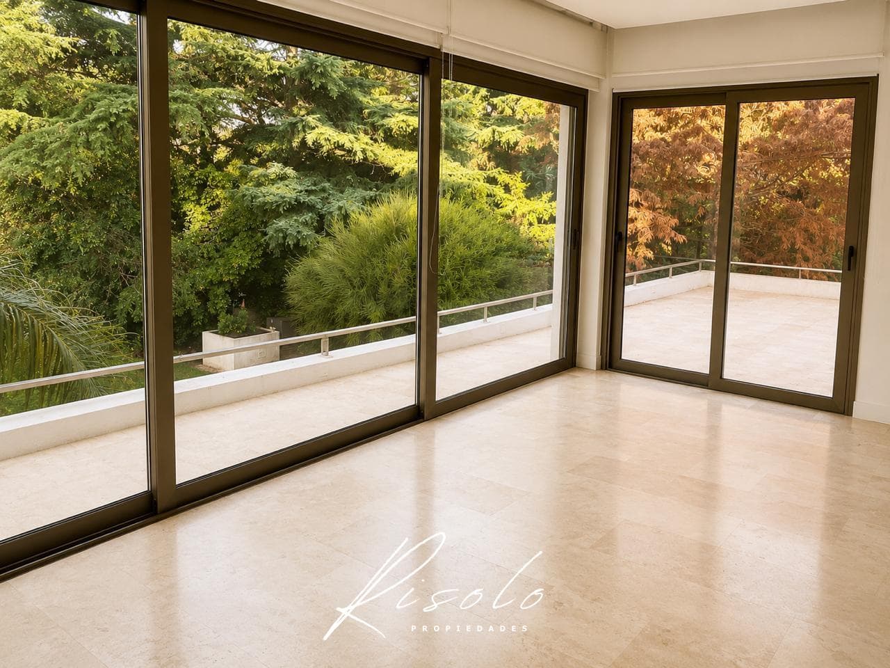 El Barranco - Exclusive Designer Home, Lake, and Nature Just 400 Meters from the Pan-American Highway