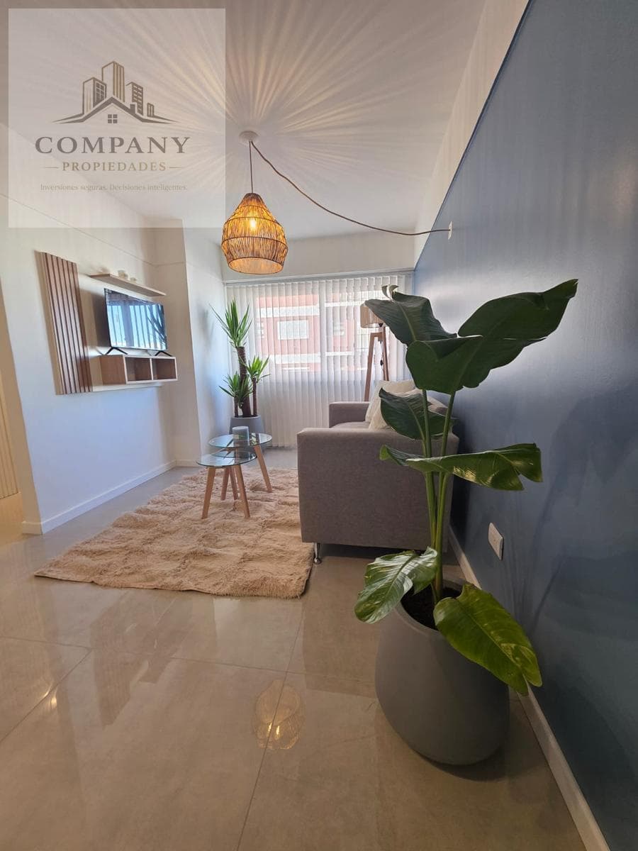 2-room apartment for sale, facing the street.