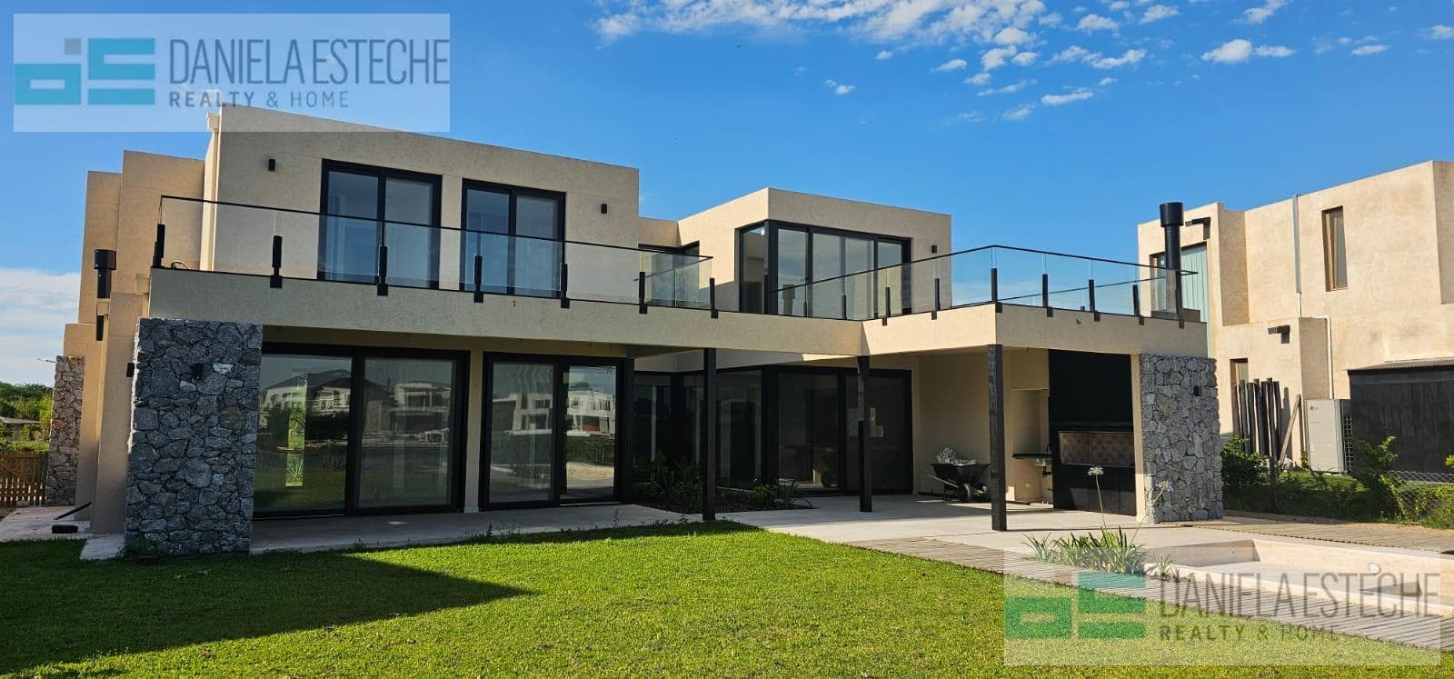 HOUSE FOR SALE IN PILARÁ