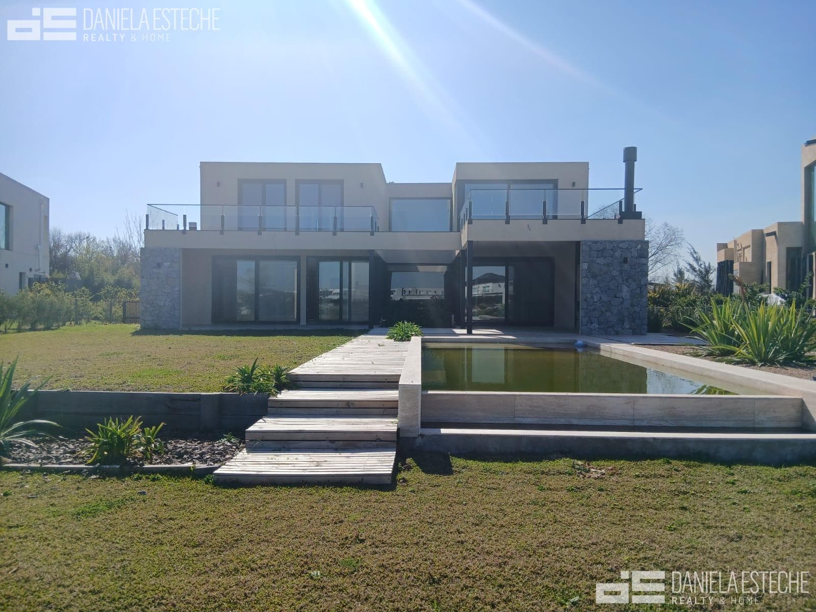 HOUSE FOR SALE IN PILARÁ