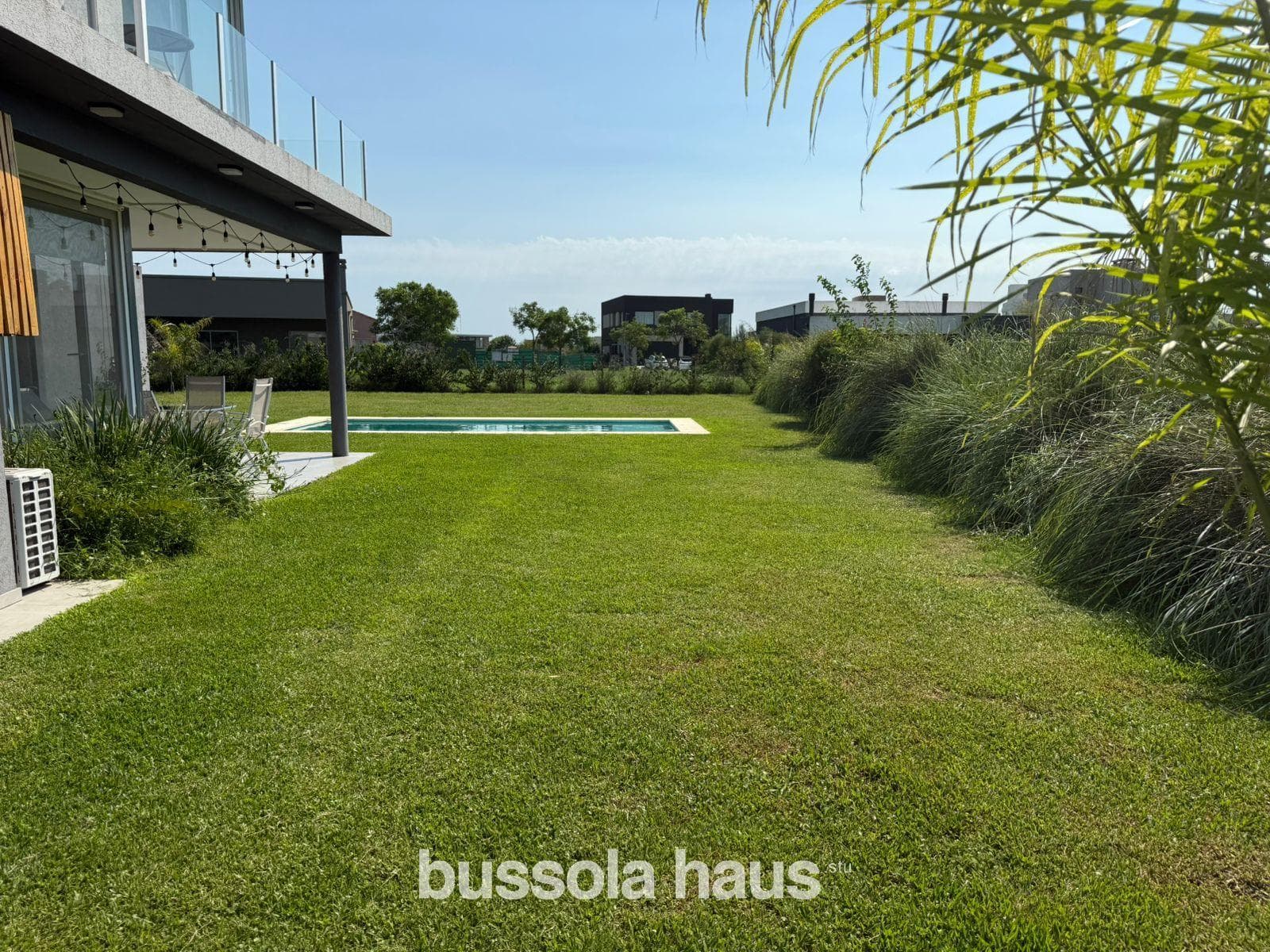 5-room house for rent with a pool in the Vistas Puertos neighborhood of Escobar