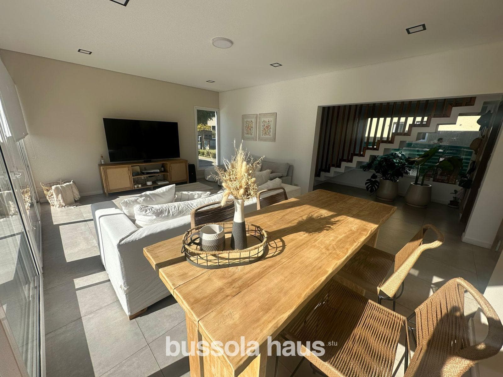 5-room house for rent with a pool in the Vistas Puertos neighborhood of Escobar