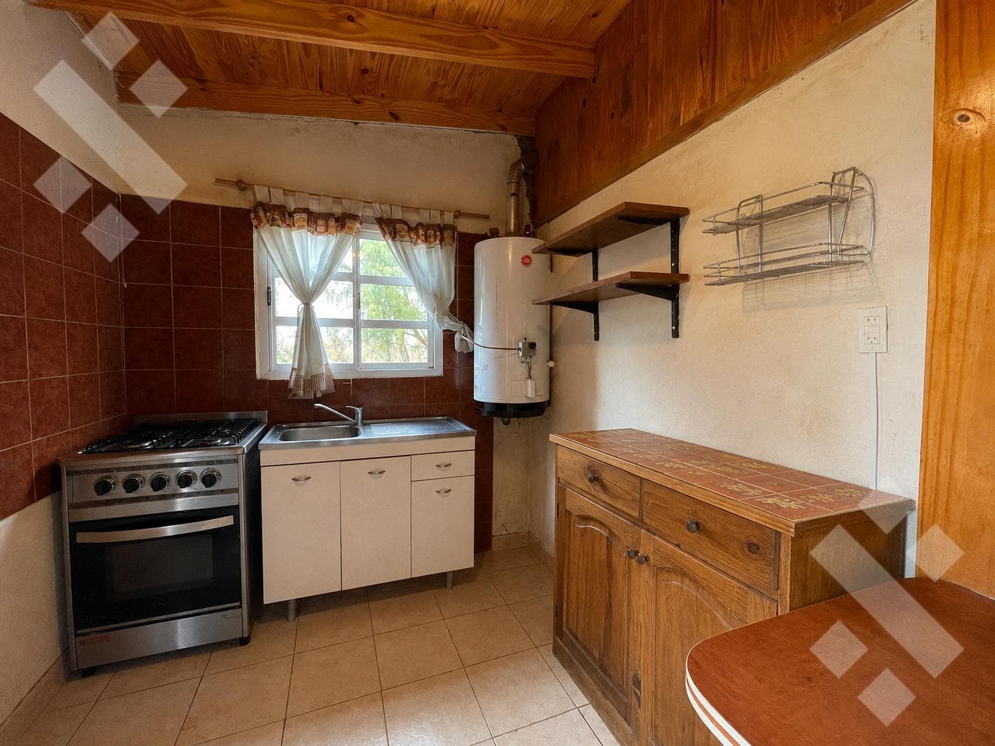 FOR SALE: TWO HOMES WITH A POOL - VILLA EL CHOCON - NEUQUÉN CITY
