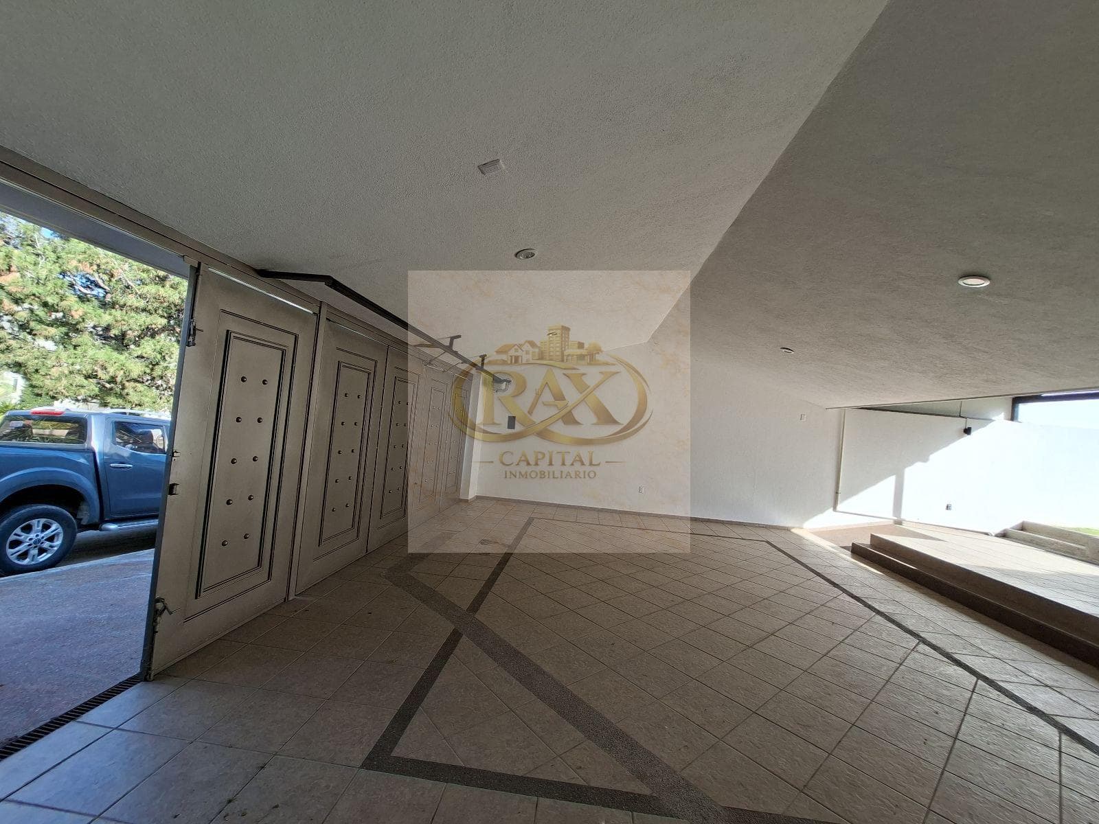 Furnished Loft with Private Garden in Colinas de Gran Jardin