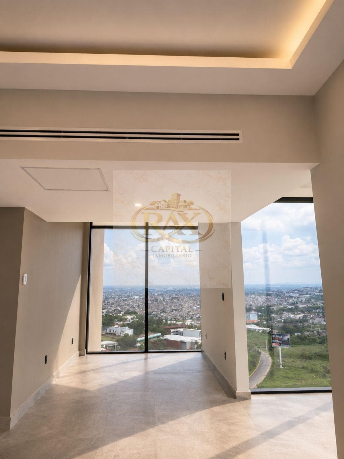 Luxury Office in Torre Level