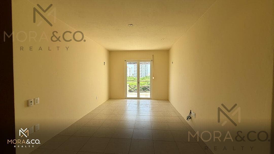 Apartment for Sale in Isla Bonita, Pok Ta Pok | Views of the Lagoon and the Hotel Zone