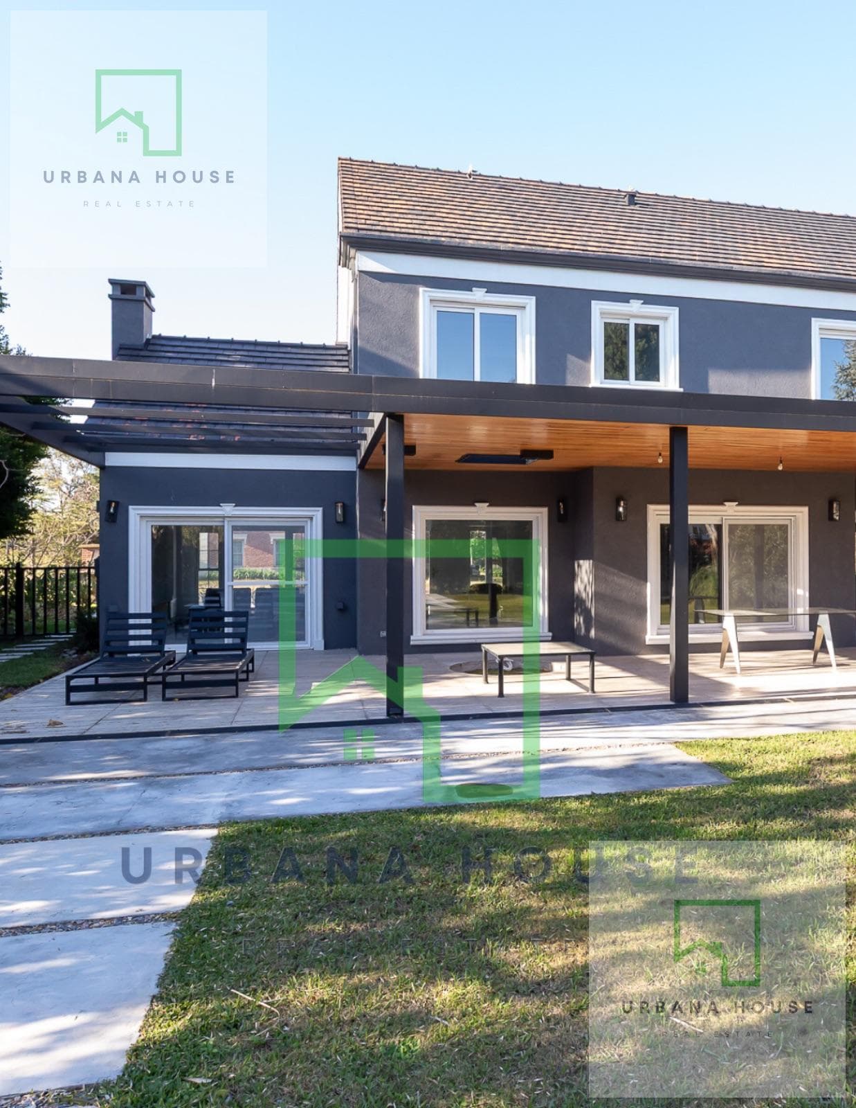 House for Sale in Pilar Golf