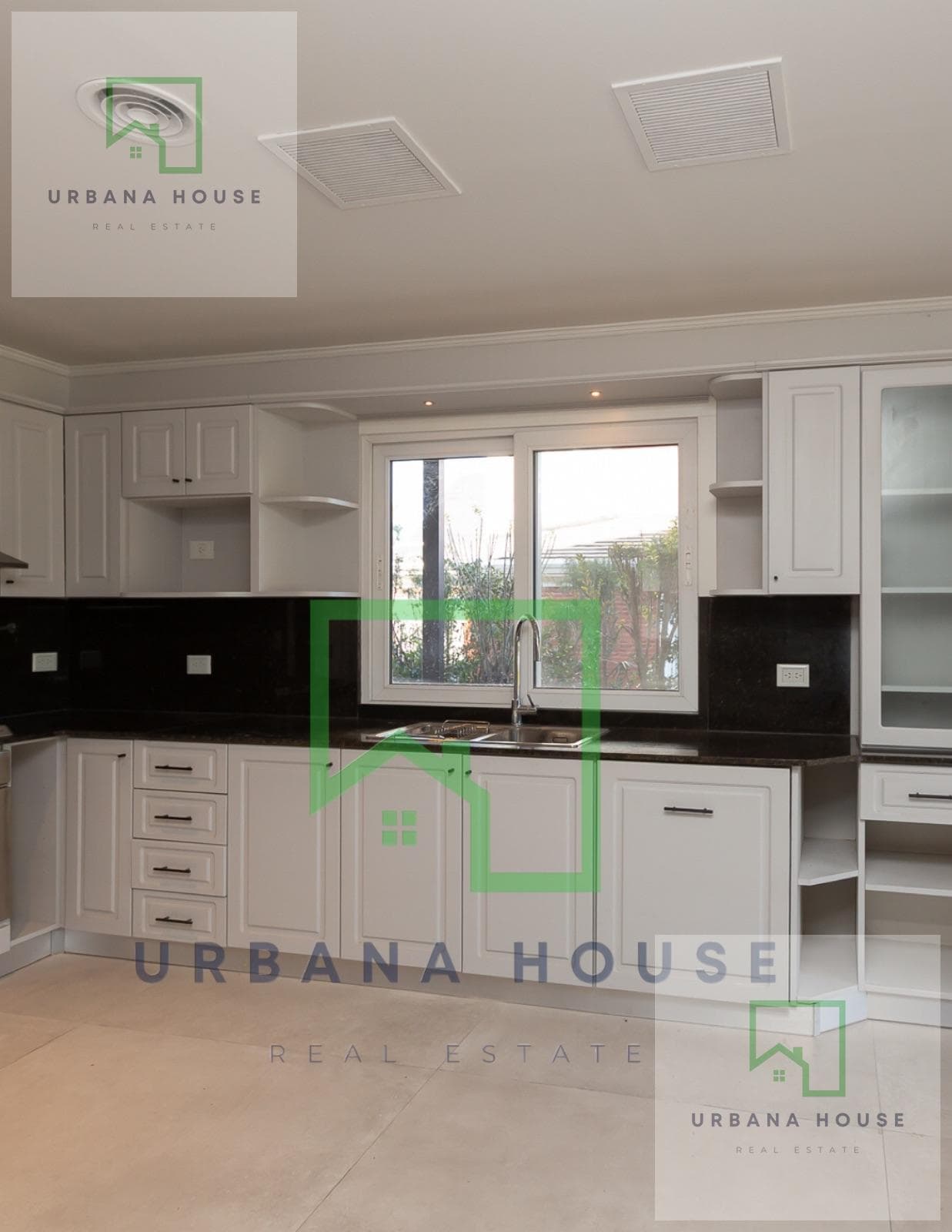 House for Sale in Pilar Golf