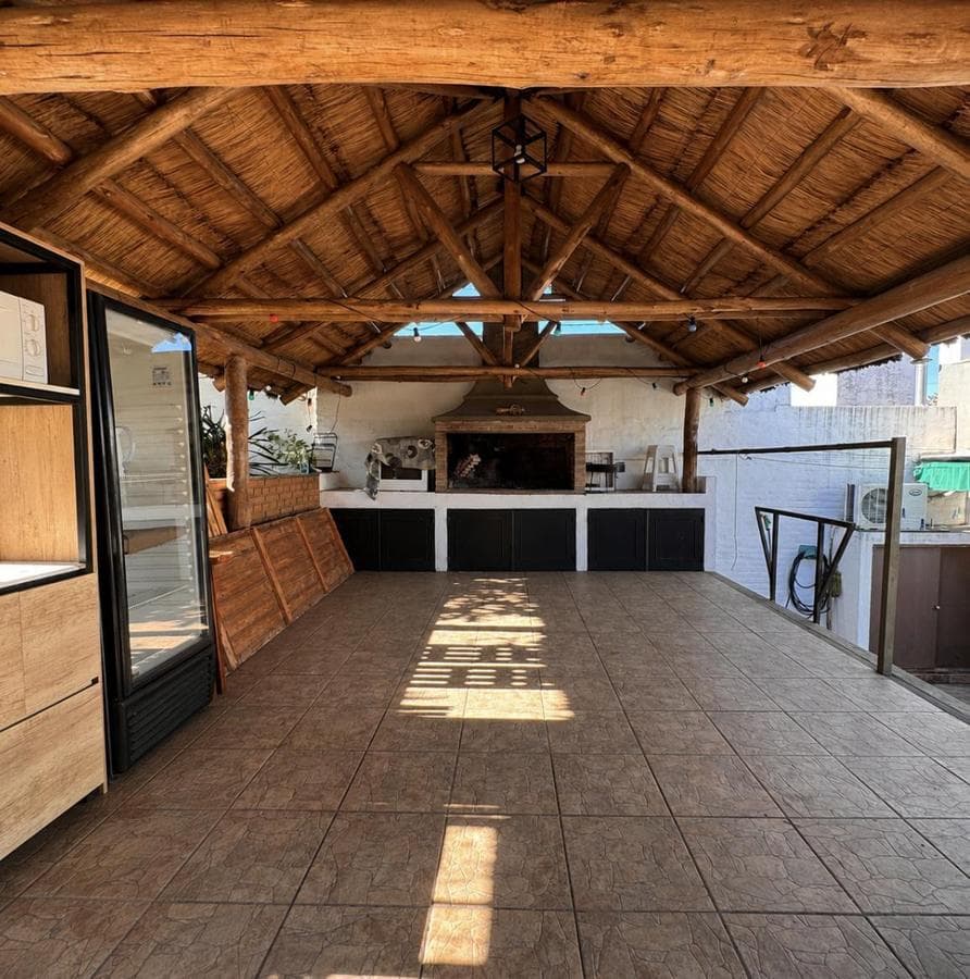 4-BEDROOM HOUSE FOR SALE, QUALIFIES FOR MORTGAGE, VILLA CABRERA