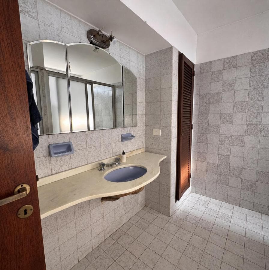 4-BEDROOM HOUSE FOR SALE, QUALIFIES FOR MORTGAGE, VILLA CABRERA
