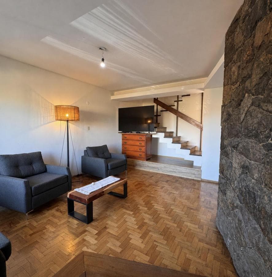 4-BEDROOM HOUSE FOR SALE, QUALIFIES FOR MORTGAGE, VILLA CABRERA