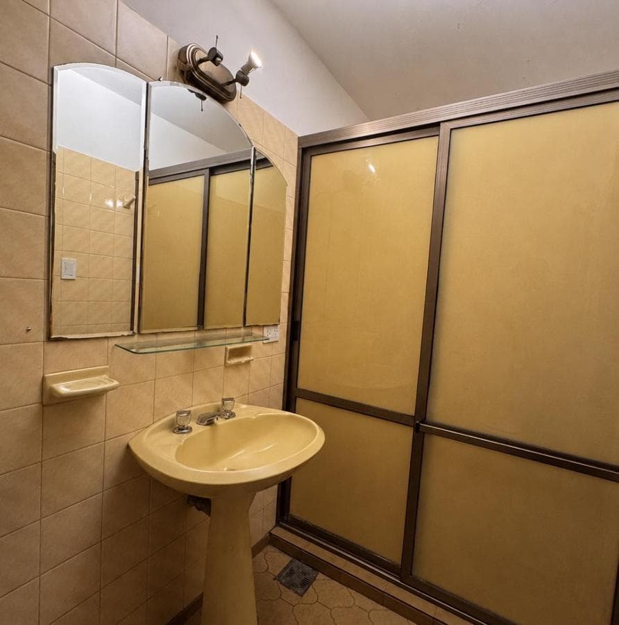 4-BEDROOM HOUSE FOR SALE, QUALIFIES FOR MORTGAGE, VILLA CABRERA