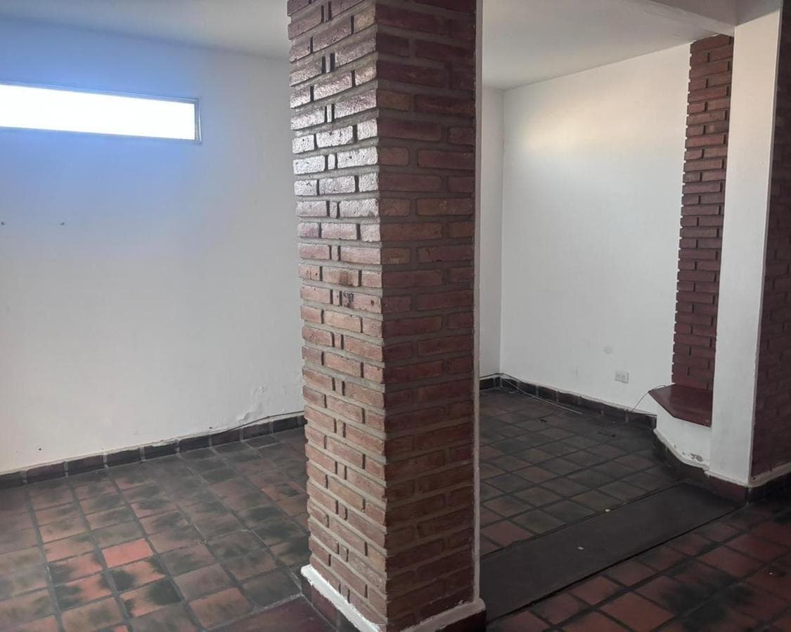 HOUSE IN ALTA CORDOBA WITH SEPARATE APARTMENT - ELIGIBLE FOR A LOAN -