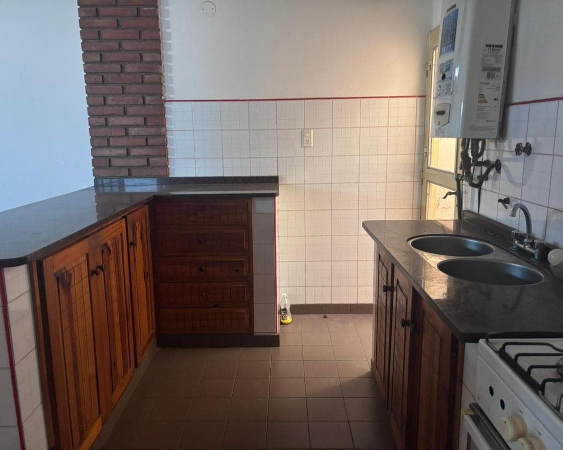 HOUSE IN ALTA CORDOBA WITH SEPARATE APARTMENT - ELIGIBLE FOR A LOAN -