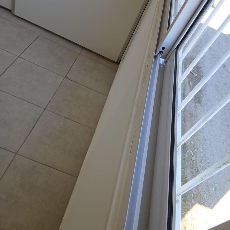 INVESTMENT OPPORTUNITY: 2-Bedroom House for Sale with Rental Income in B 20 de Junio
