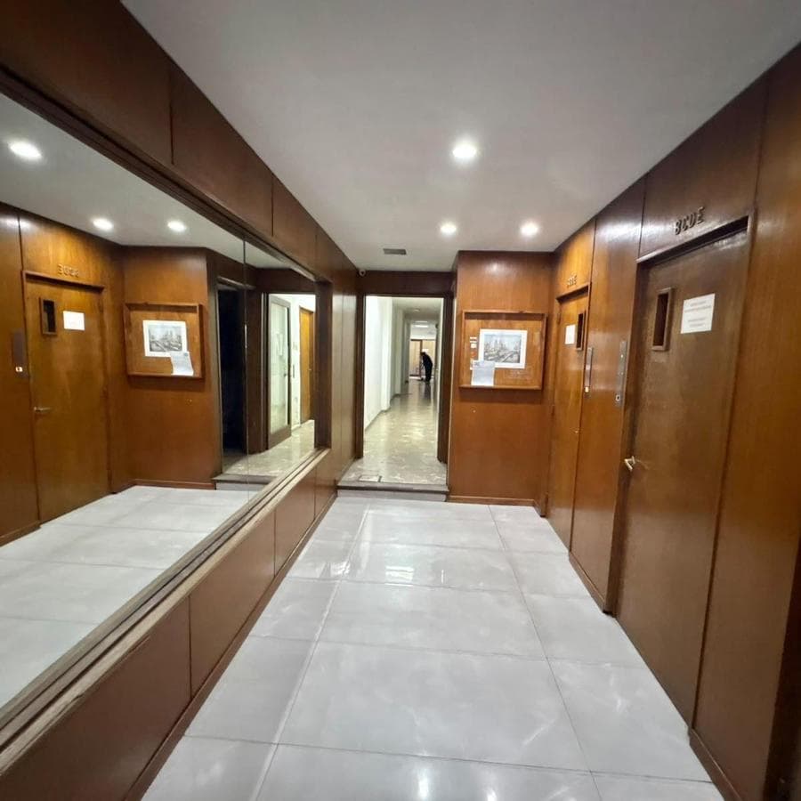 FURNISHED 3-BEDROOM APARTMENT FOR SALE IN THE MONGE BUILDING, AVOLMOS, DOWNTOWN CORDOBA