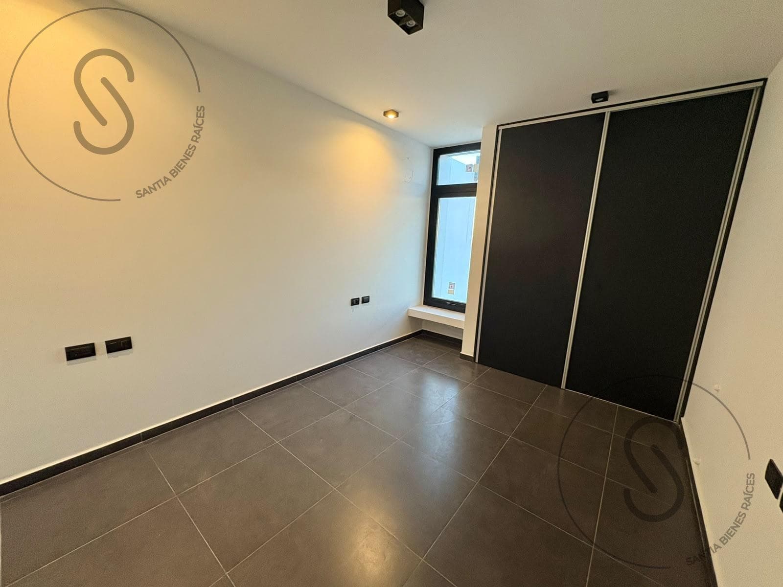 DUPLEX FOR SALE: SINGLE-STORY, 2 BEDROOMS, DAKOTA TOWN, DOCTA, CORDOBA, FINANCING AVAILABLE