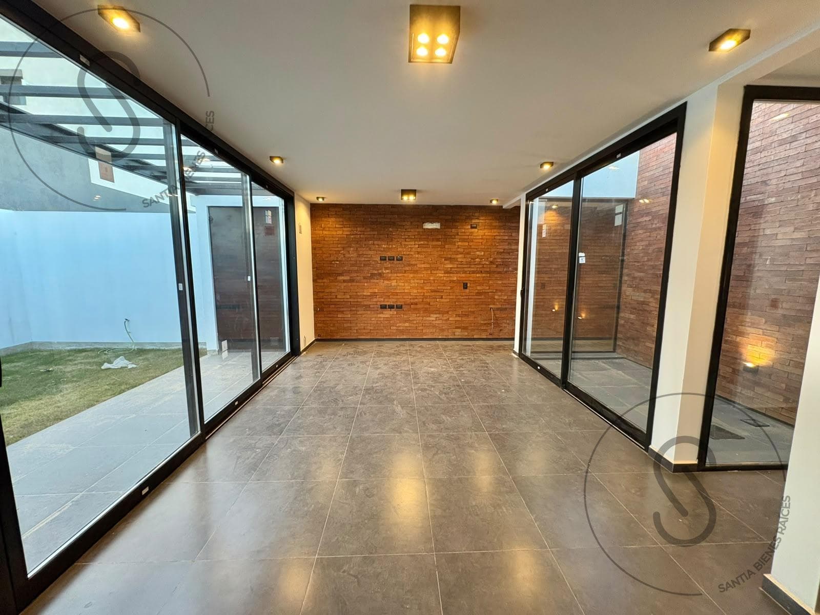 DUPLEX FOR SALE: SINGLE-STORY, 2 BEDROOMS, DAKOTA TOWN, DOCTA, CORDOBA, FINANCING AVAILABLE