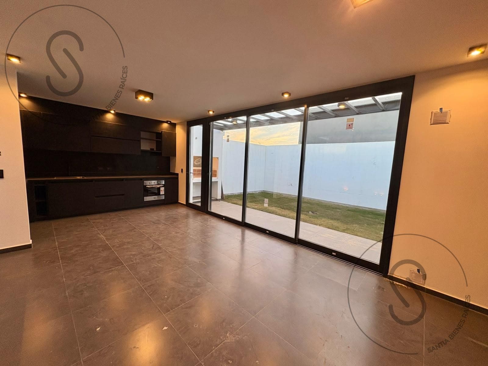 DUPLEX FOR SALE: SINGLE-STORY, 2 BEDROOMS, DAKOTA TOWN, DOCTA, CORDOBA, FINANCING AVAILABLE