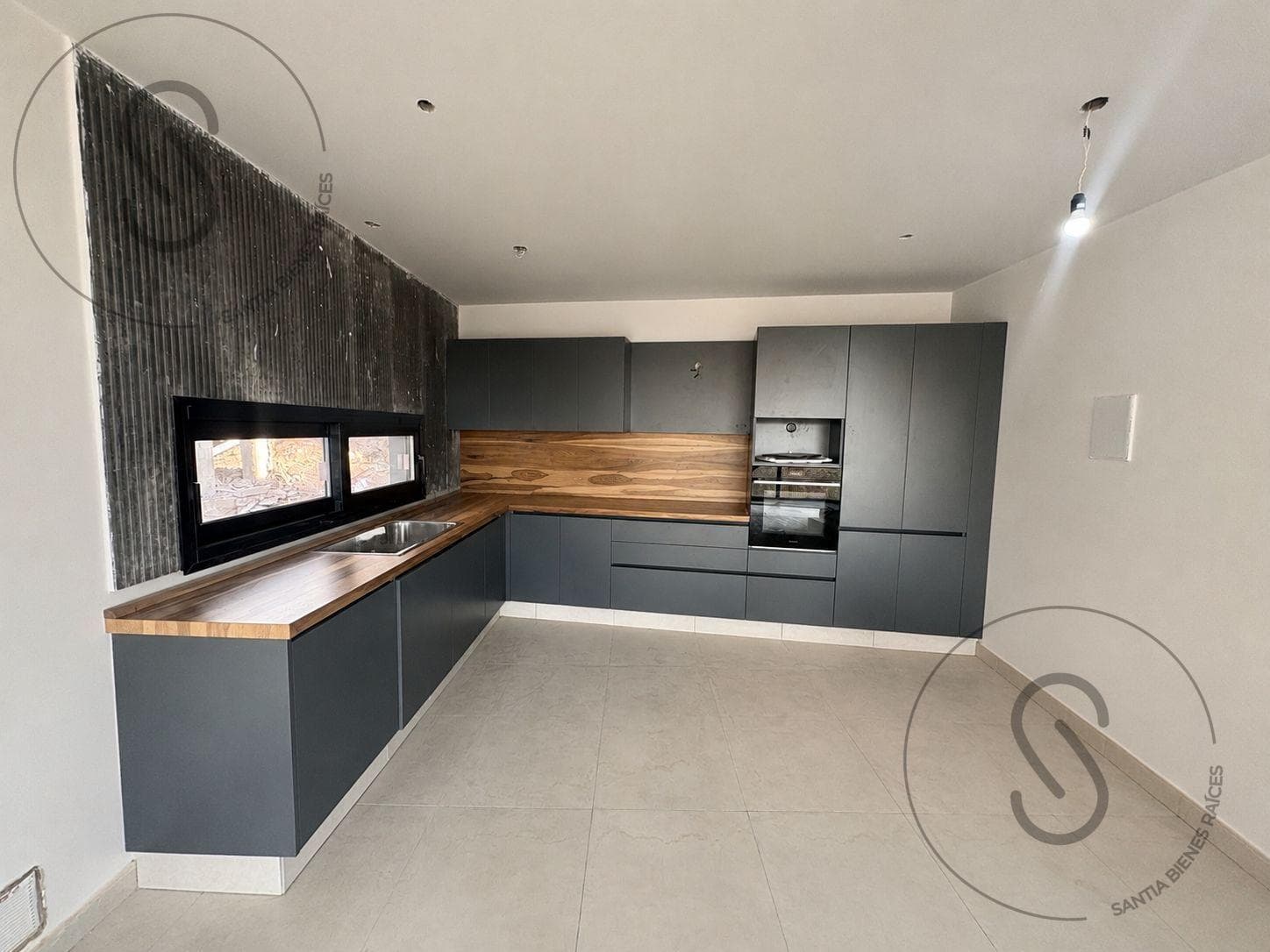 3-BEDROOM HOUSE FOR SALE WITH A VIEW IN LA DESEADA, LA CALERA, CORDOBA