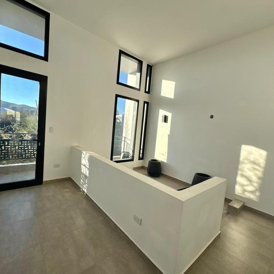 3-BEDROOM HOUSE FOR SALE IN LAS CAÑITAS, A PRIVATE NEIGHBORHOOD IN MÁLAGA