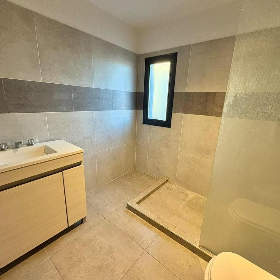 3-BEDROOM HOUSE FOR SALE IN LAS CAÑITAS, A PRIVATE NEIGHBORHOOD IN MÁLAGA