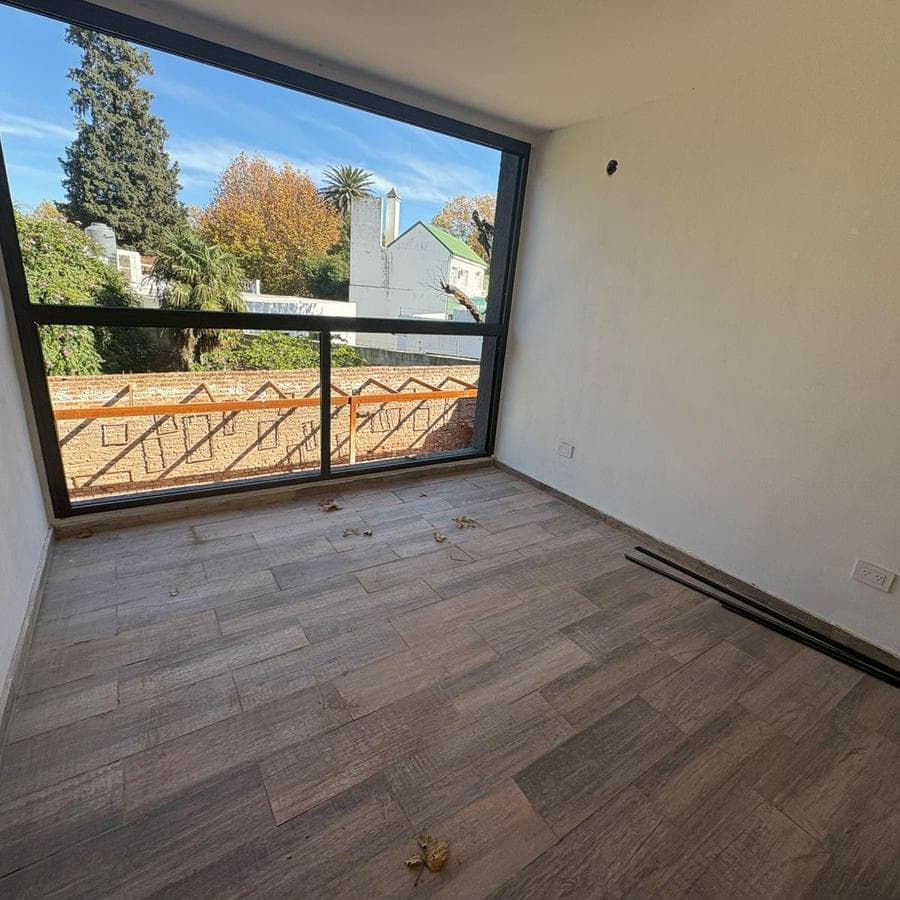 2-BEDROOM DUPLEX FOR SALE IN HOUSING ARGUELLO, CORDOBA