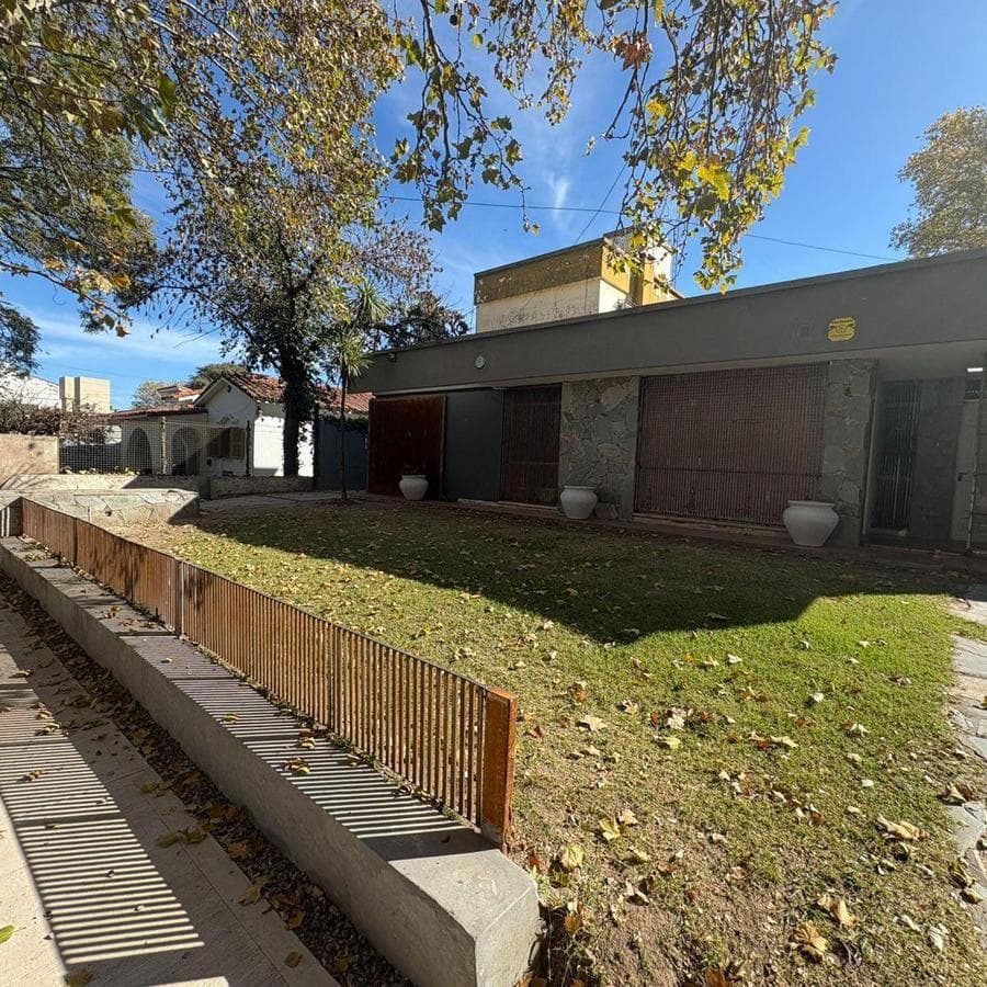 2-BEDROOM DUPLEX FOR SALE IN HOUSING ARGUELLO, CORDOBA