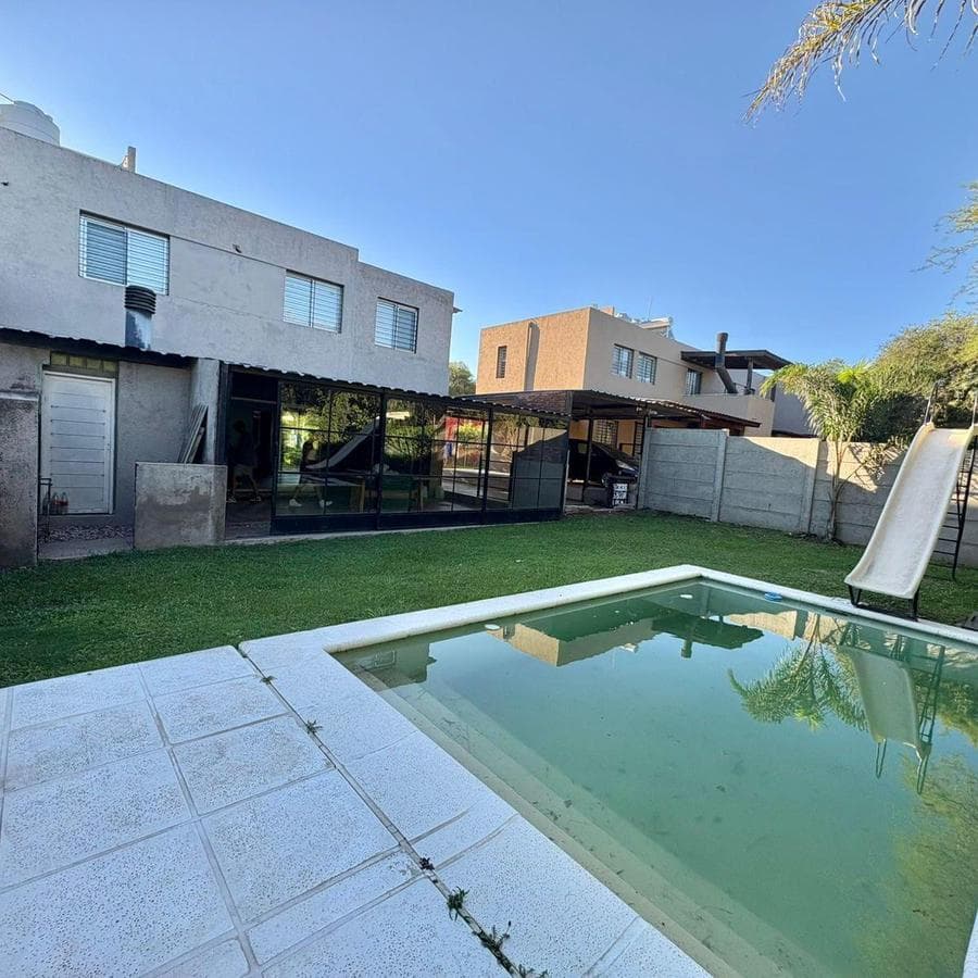 3-BEDROOM DUPLEX FOR SALE IN HOUSING UNQUILLO