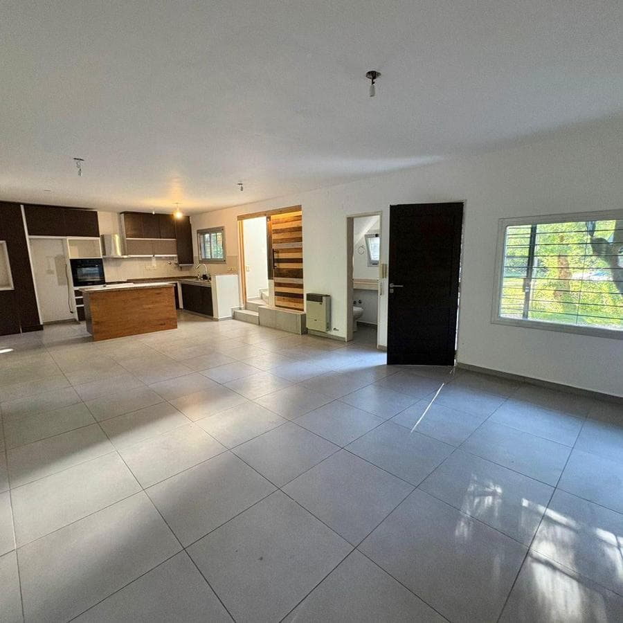 3-BEDROOM DUPLEX FOR SALE IN HOUSING UNQUILLO
