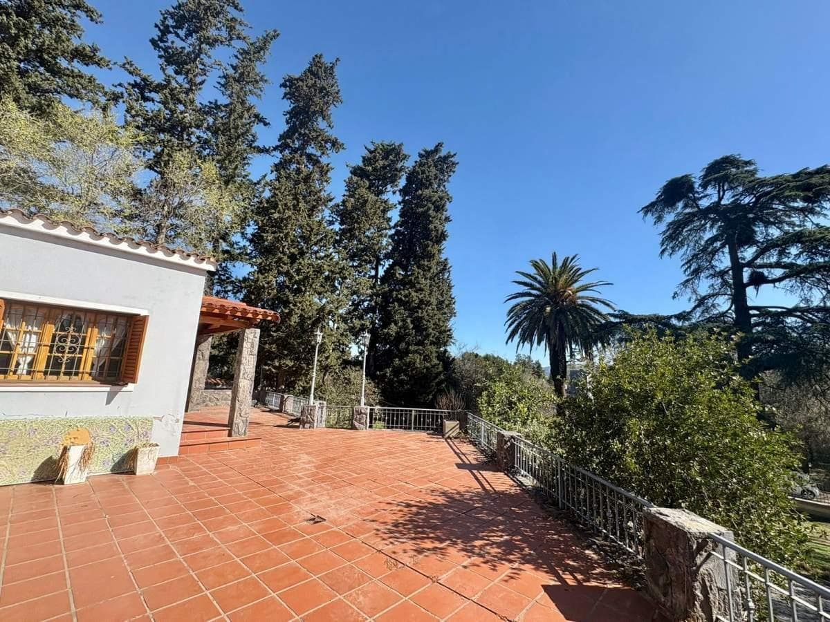SINGLE-STORY HOUSE FOR SALE IN EL TALAR DE MENDIOLAZA—ELIGIBLE FOR A MORTGAGE