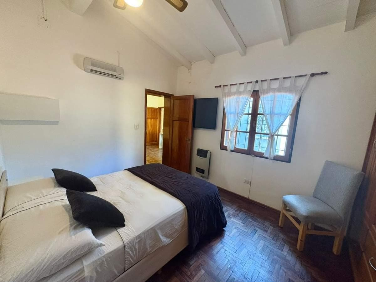 SINGLE-STORY HOUSE FOR SALE IN EL TALAR DE MENDIOLAZA—ELIGIBLE FOR A MORTGAGE